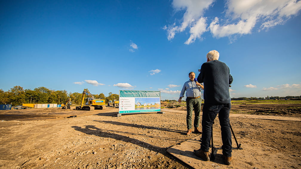 Officiële Start werkzaamheden,  voor de Gemeente en aanwonenden. aanvang werkzaamheden Vakantiepark de Strabrechtse Vennen Someren. bron: Anna Sherstiuk en Rob Fritsen / SIRIS